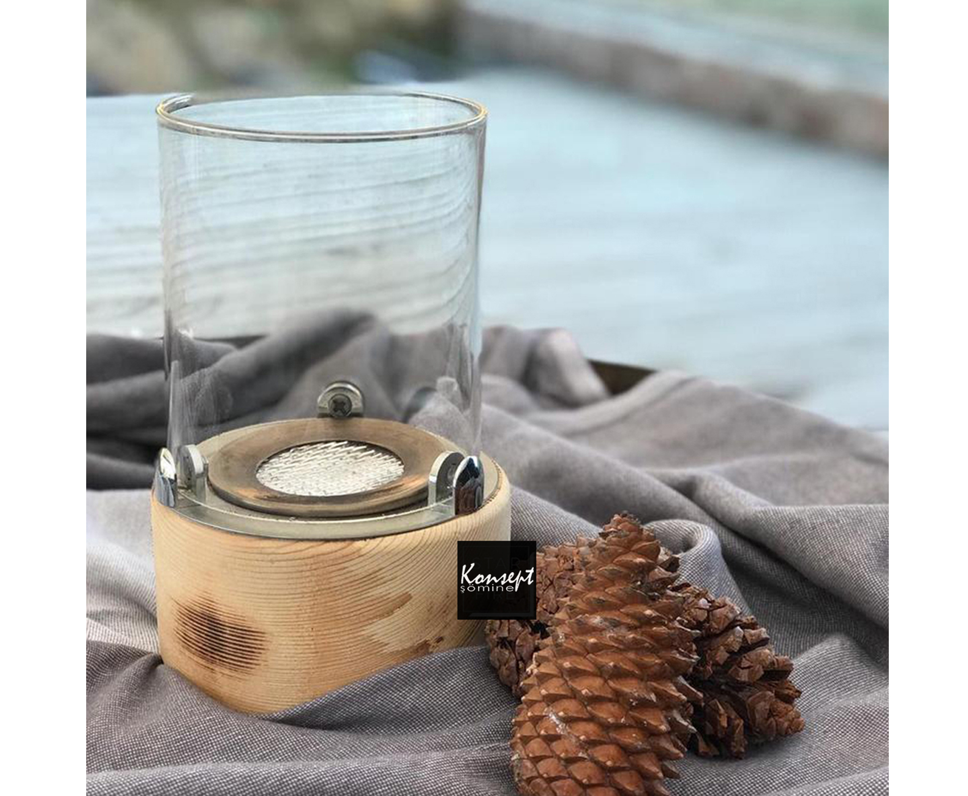 Portable ethanol fireplace 22